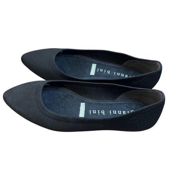 Gianni Bini Black Pointed Toe, flat, washable insoles.Size 7 - Picture 7 of 9